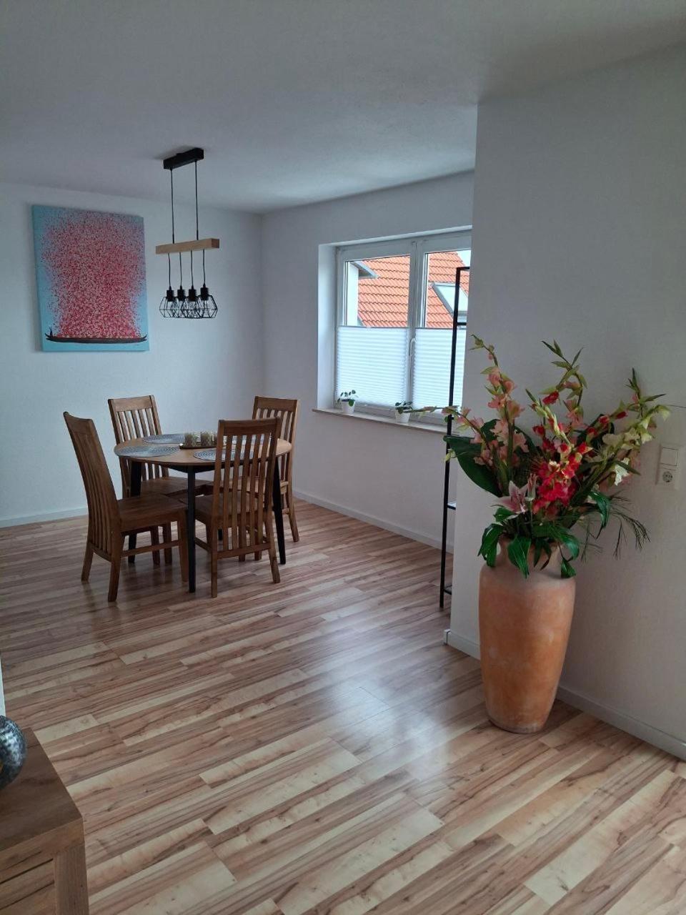 Schoene Wohnung Mit Balkon Stockach Luaran gambar